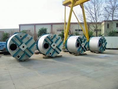 VERTICAL CYLINDRICAL SS 304L TANK FABRICATION 